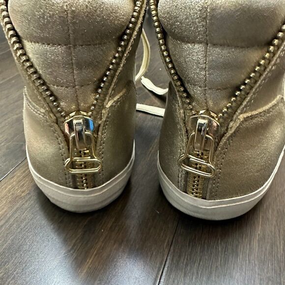 𝅺euc Ash High Tops, Gold Champagne Color, Size 9 - Picture 3 of 15